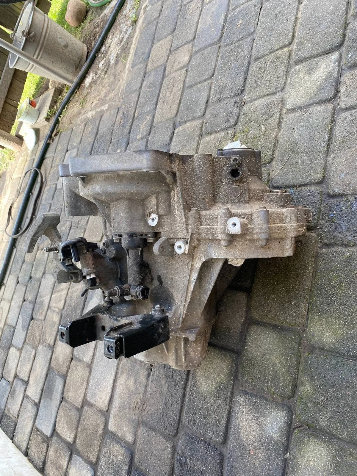 Caja de cambios Seat Ibiza IV 1.0 TSI 0DQ301107B image 4