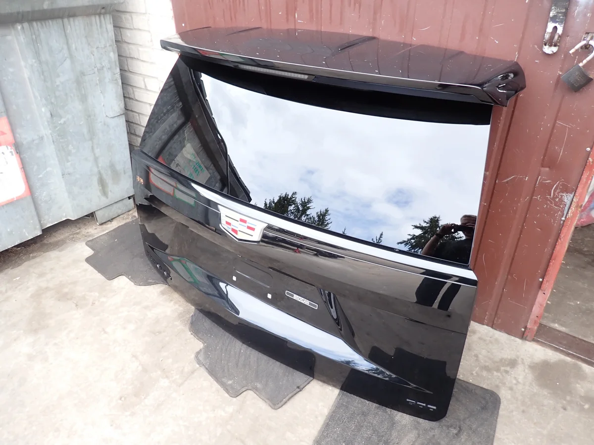 Heckklappe Cadillac Escalade 5 Sport 2021- image 5