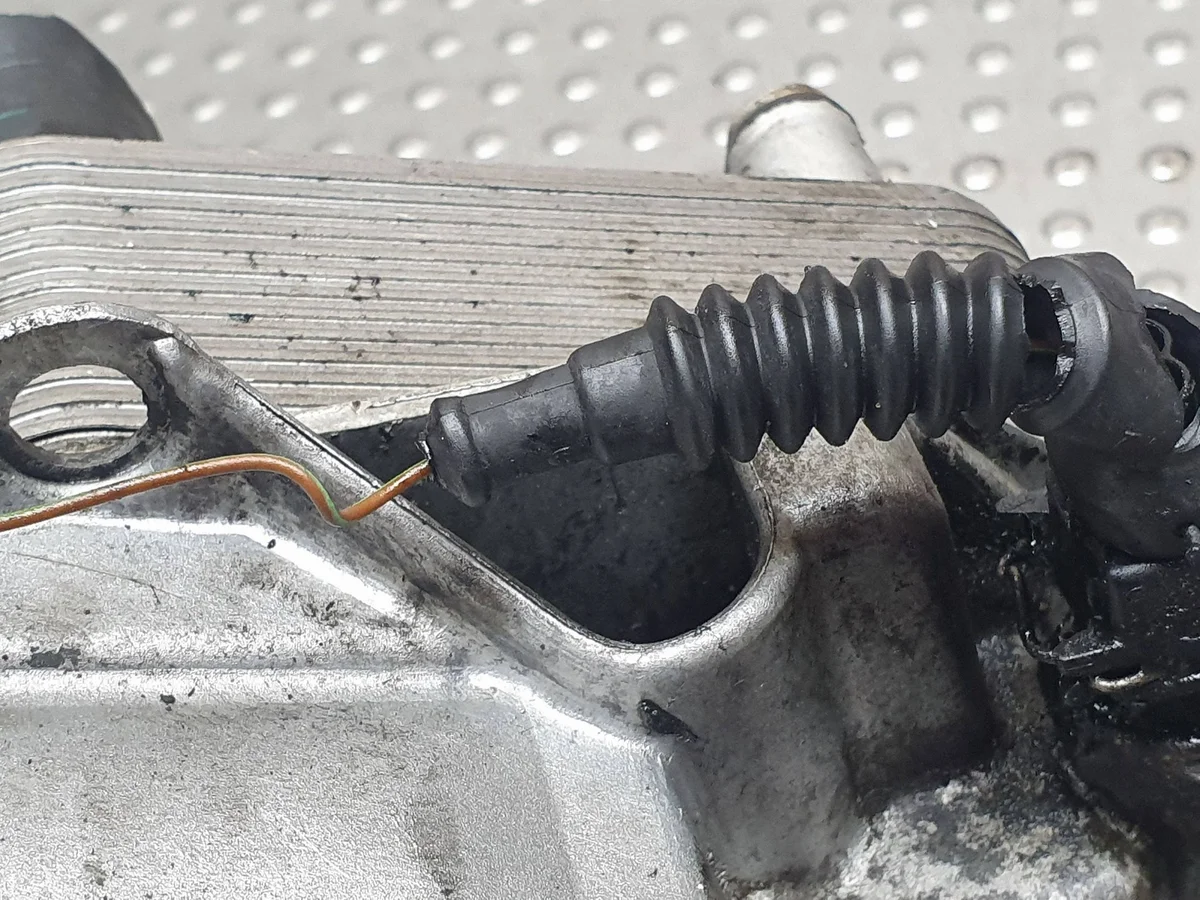 Ölfiltergehäuse BMW 3 E46 2.0 D M47 gebraucht image 9