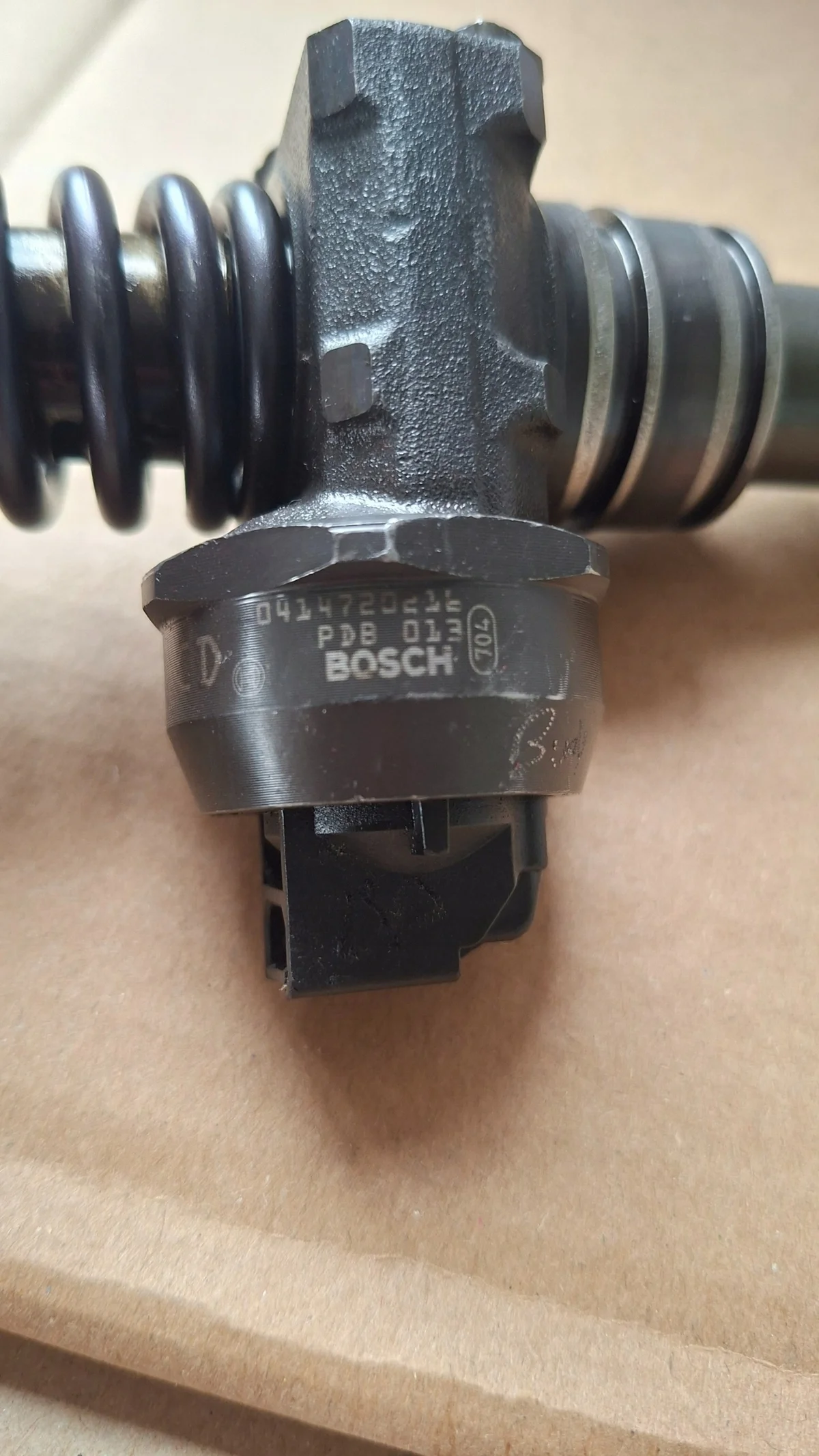 Inyector VW Passat B5 1.9TDI 0414720216 image 3