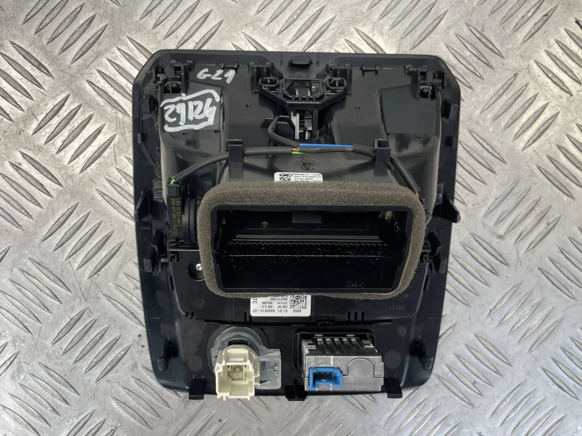 BMW G21 Lüftungsgitter hinten USB gebraucht image 7