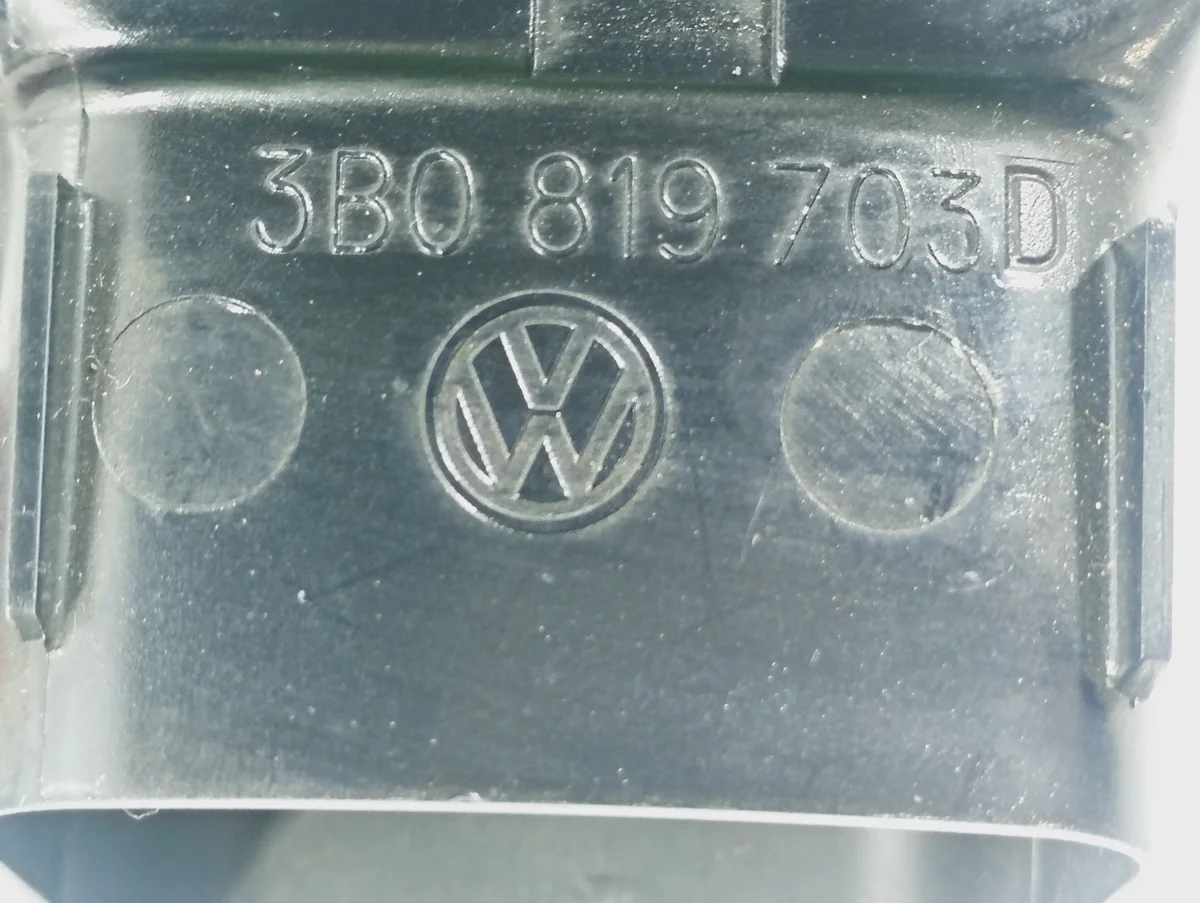 Ventilatierooster links VW Passat B5 3B0819703D image 5