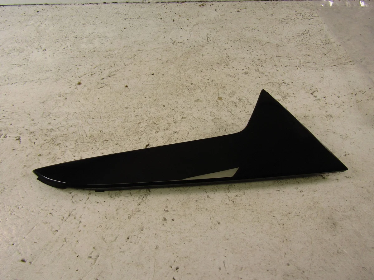 Spoiler Audi Q5 SQ5 Moldura Maletero Derecha