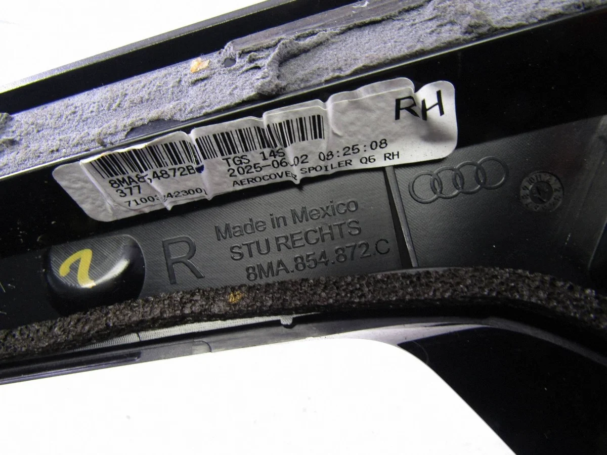 Audi Q5 SQ5 Spoiler Hayon Droit 8MA854872C image 9
