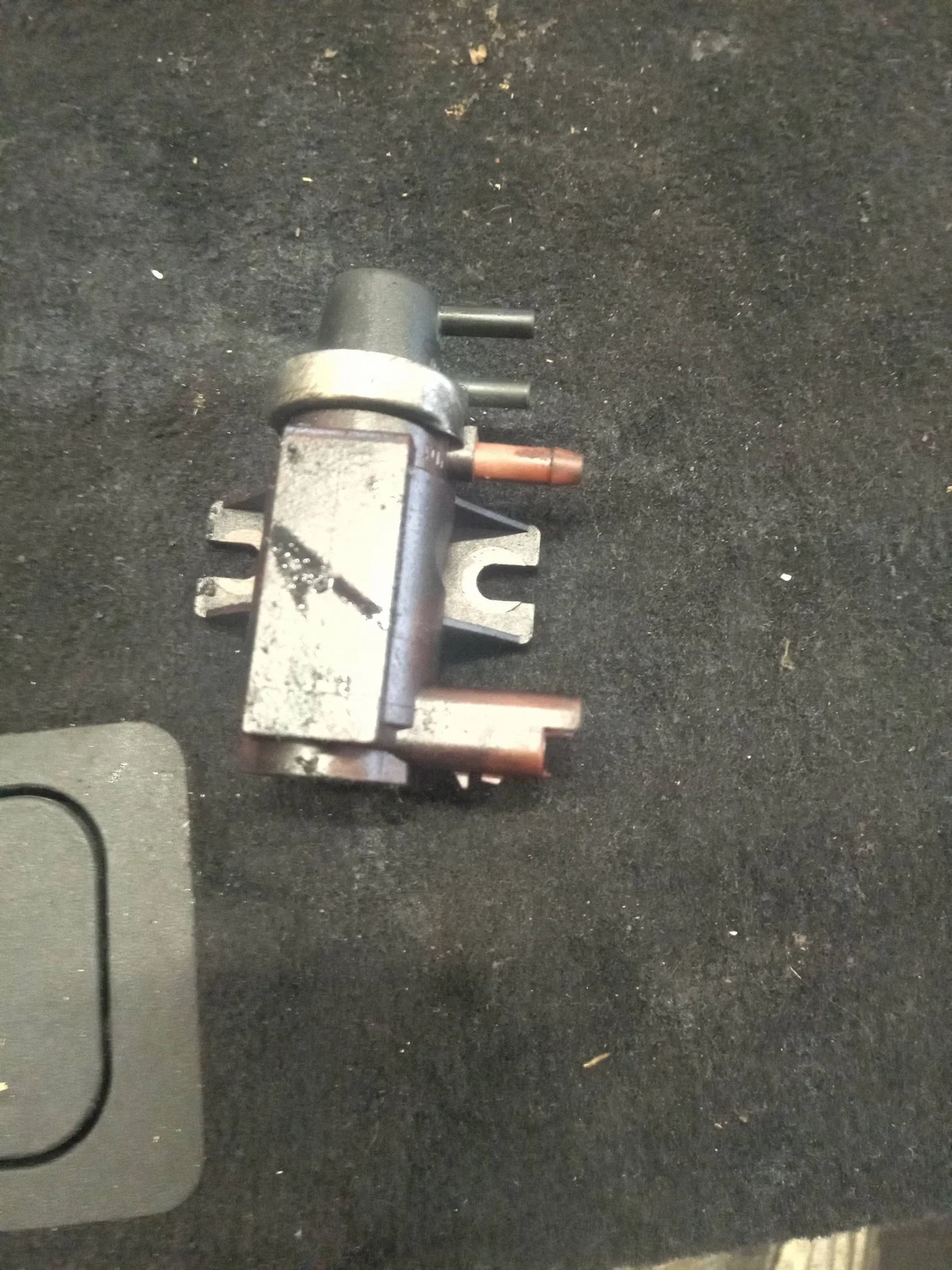Citroen C5 Unterdruckventil IIQ10266