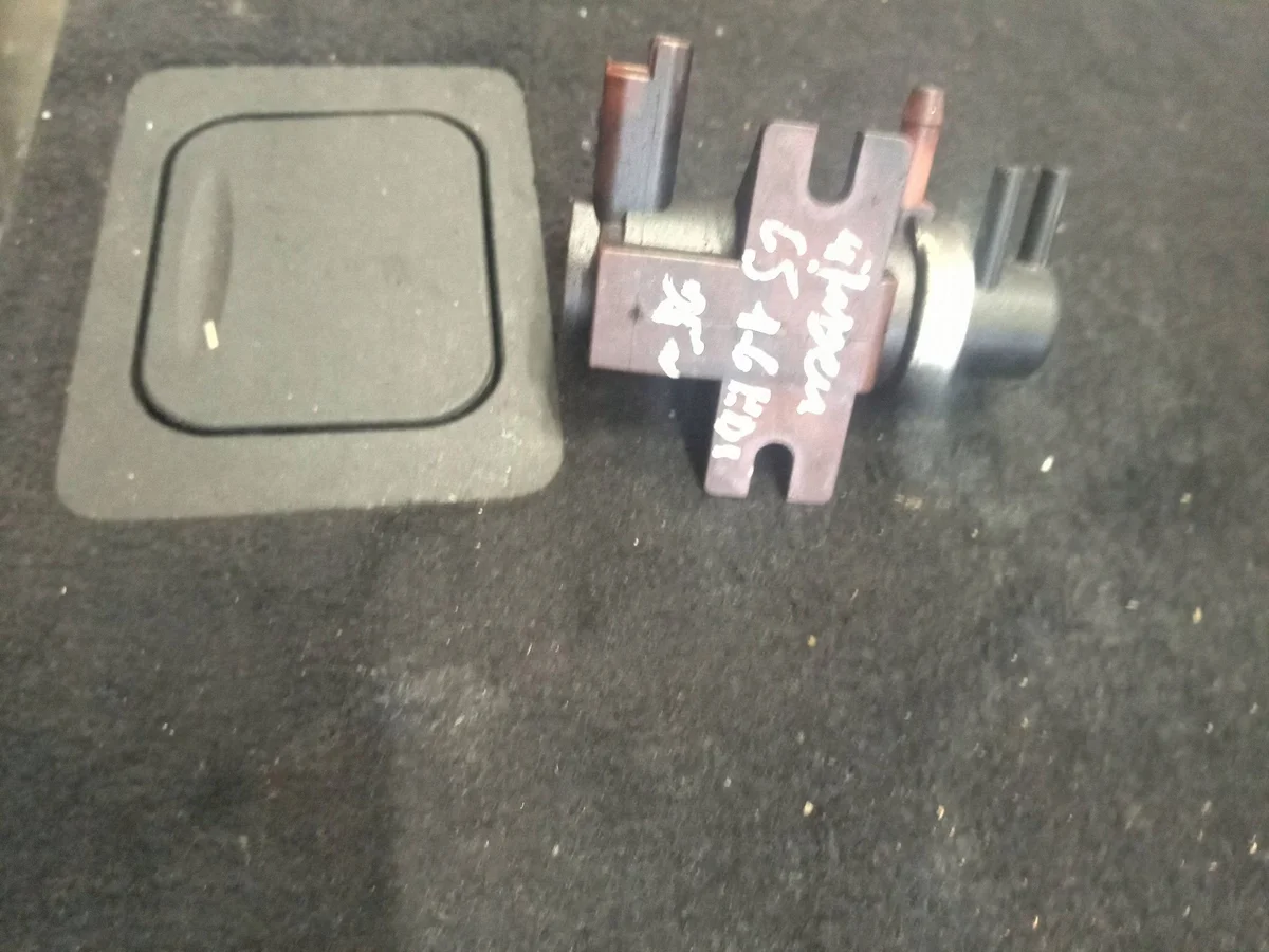 Citroen C5 Unterdruckventil IIQ10266 image 3