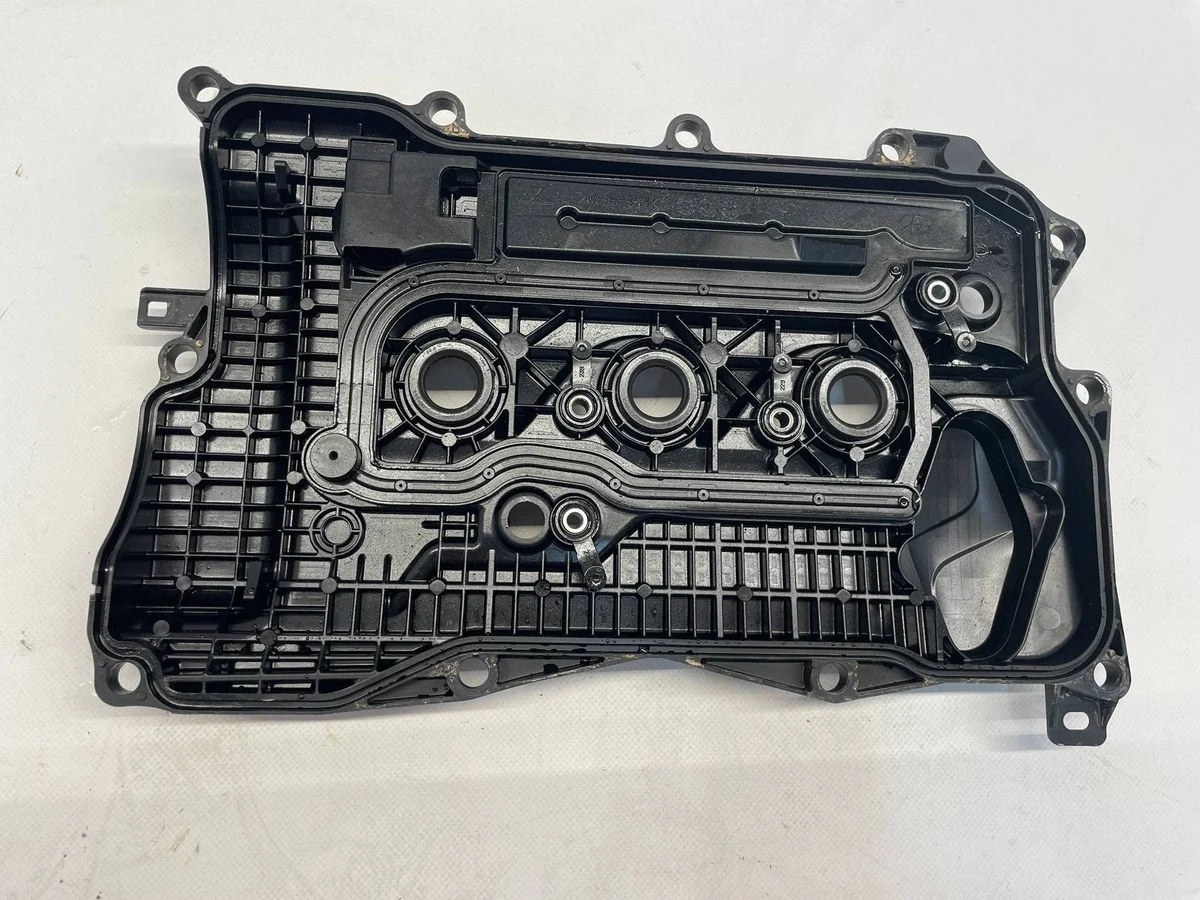 Ventildeckel Yaris IV Cross Corolla E21 1.5 VVTI image 4