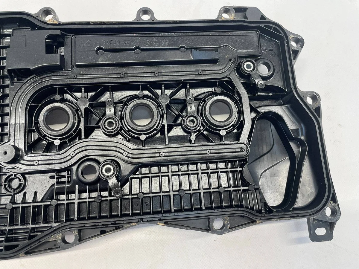 Ventildeckel Yaris IV Cross Corolla E21 1.5 VVTI image 6