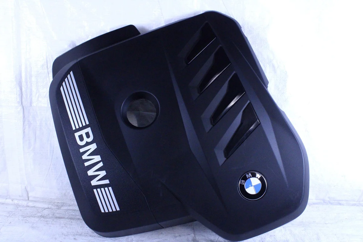 Copertura Motore BMW Serie 5 G60 G45 OE