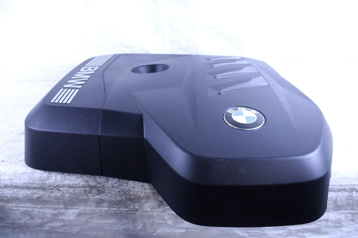 BMW 5 G60 Motorafdekking 11147935415 image 5