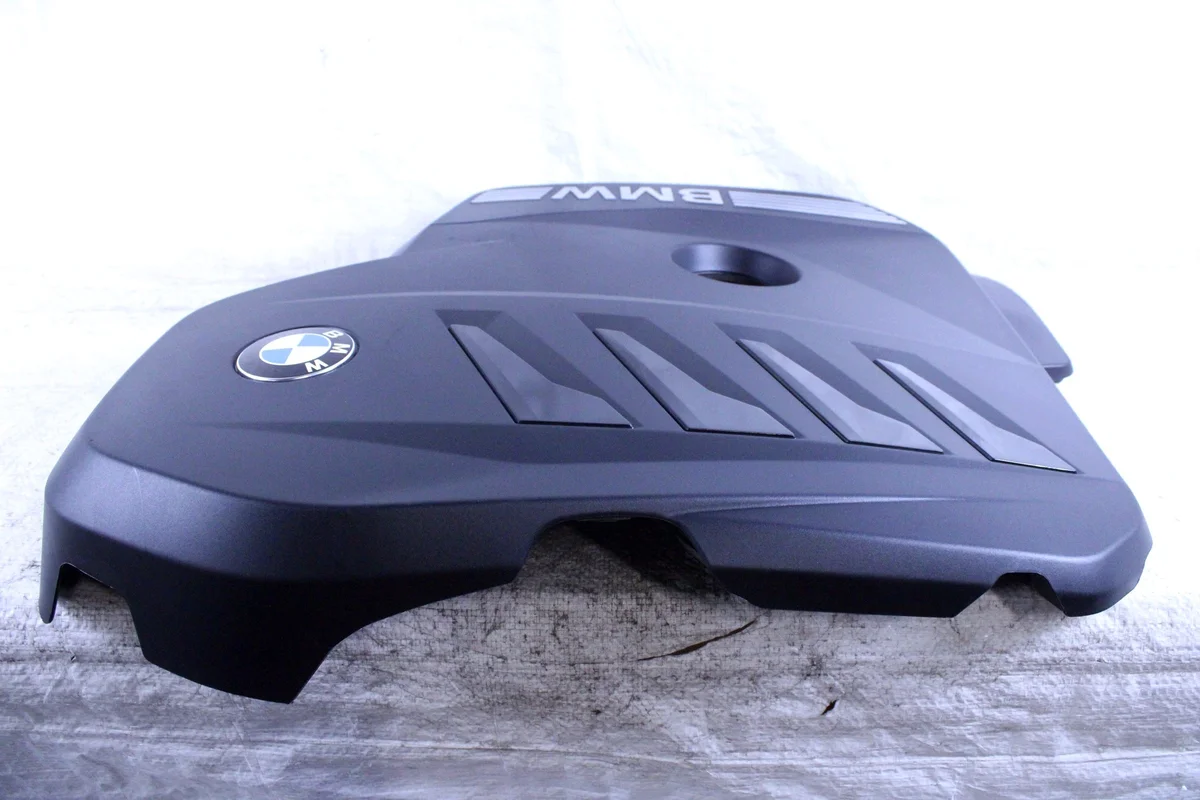 BMW 5 G60 Motorafdekking 11147935415 image 6