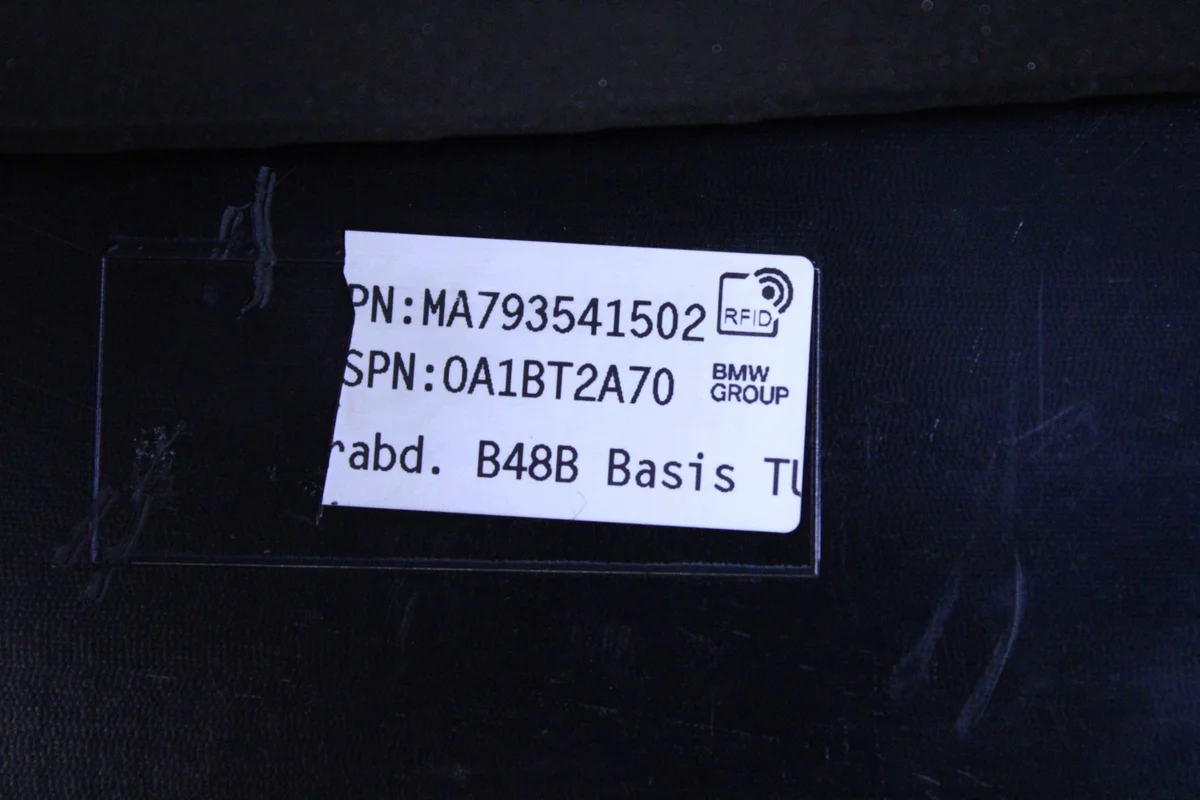BMW 5 G60 Motorafdekking 11147935415 image 10