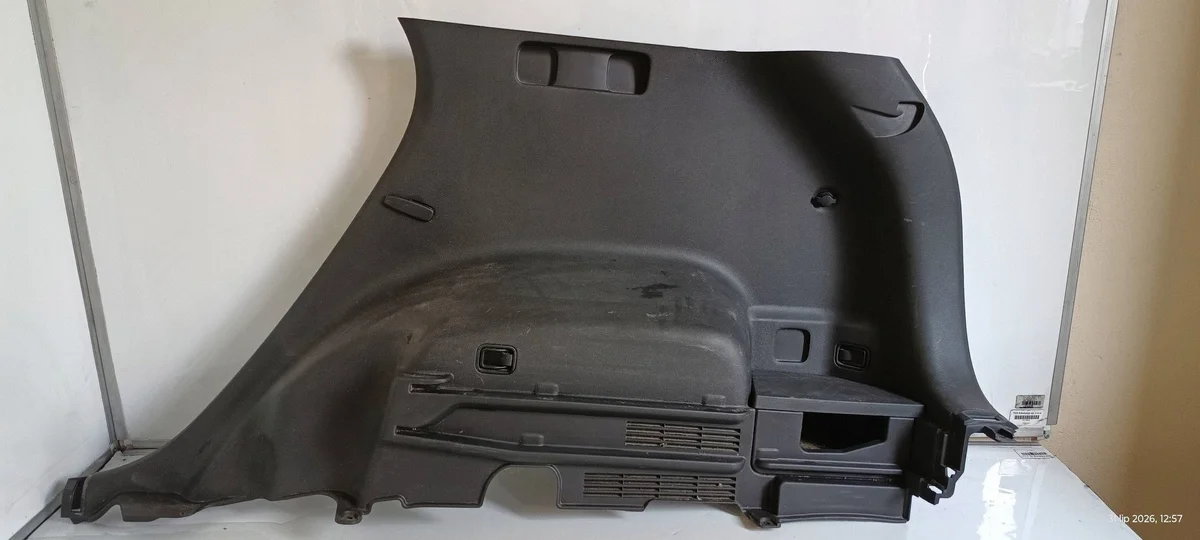 Hyundai Tucson III 15-20 Sidopanel Bagagehöger