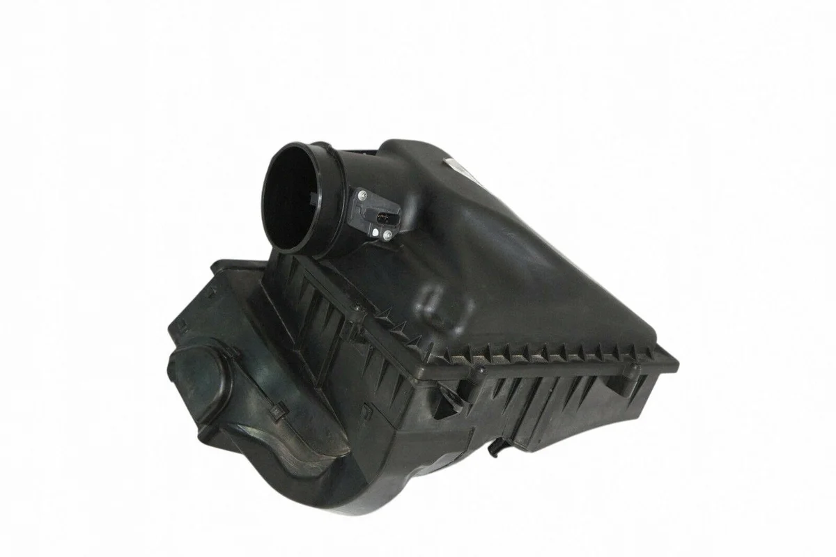 Obudowa filtra powietrza BMW G31 13718591831