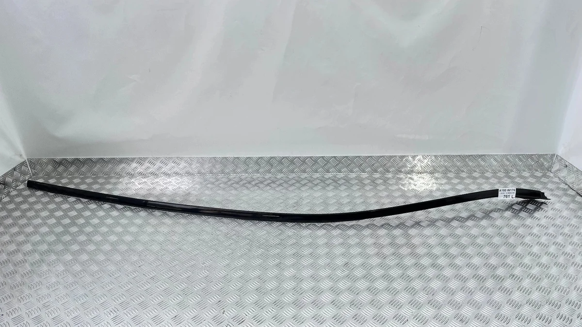 Daklijst links Mercedes-Benz A-Klasse (W176)