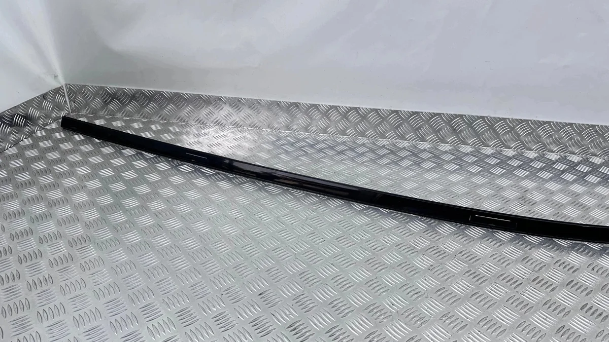 Dachleiste links Mercedes A W176 6180846_GRIB image 7