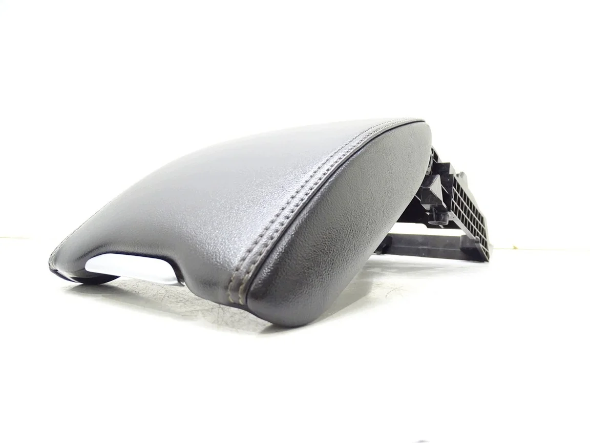 Accoudoir central Volvo V60 S60 II 30755587