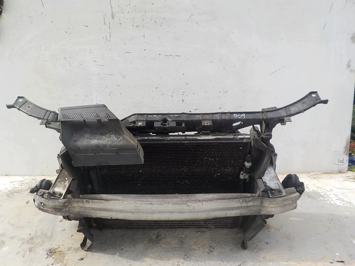 Audi A4 B8 2.0 TDI Pass Front Beam Radiator