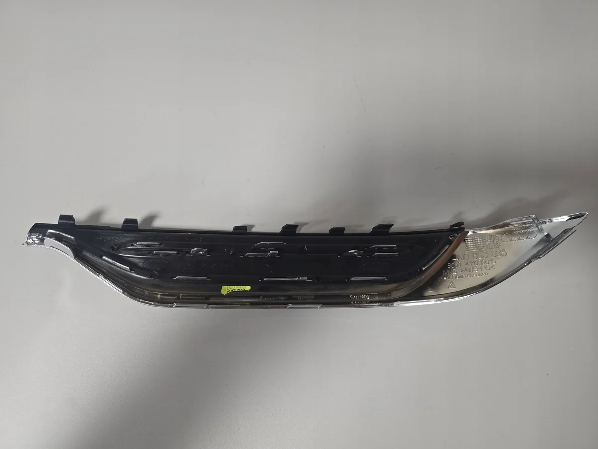 Audi A8 D5 2019-24 Klappe Stoßfänger Rechts Hinten image 4
