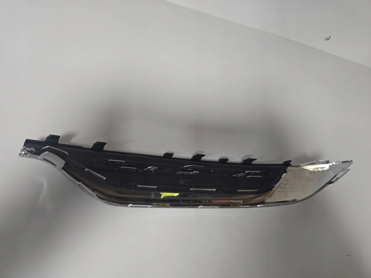 Audi A8 D5 2019-24 Klappe Stoßfänger Rechts Hinten image 6