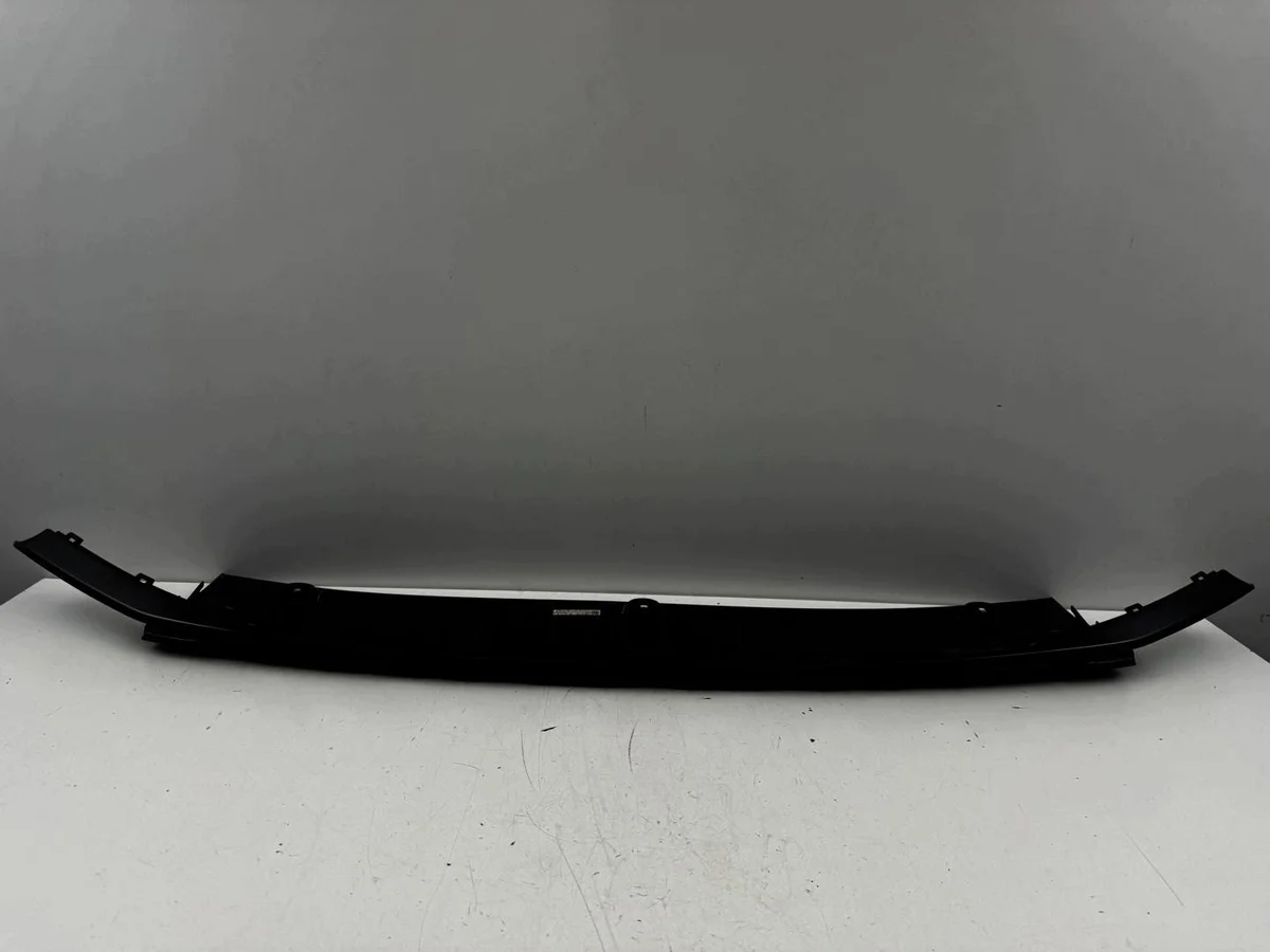 Audi E-TRON GT S Spoiler Stötfångare Fram