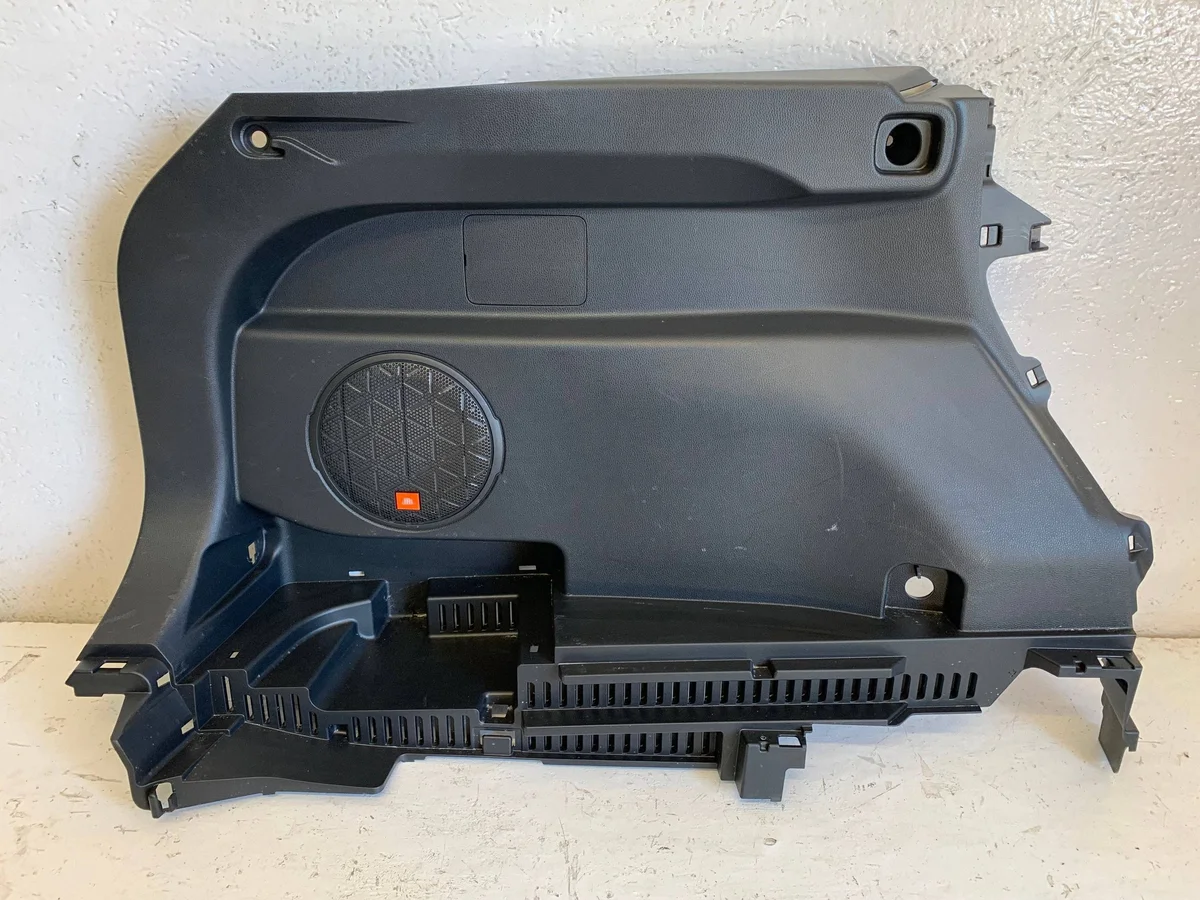 Revestimento Porta-Malas RAV4 V Esquerdo Toyota 64740-42170