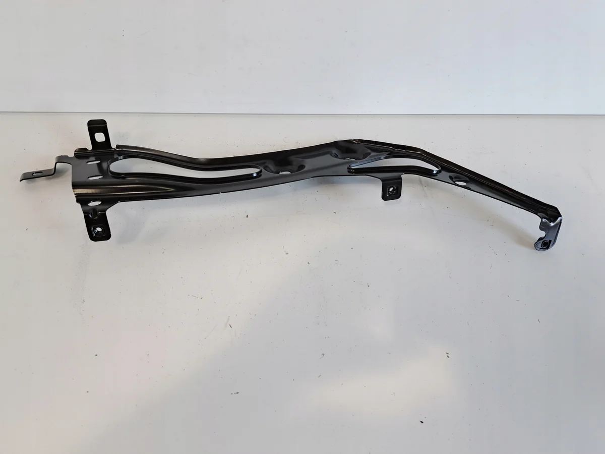 Support aile avant droit BMW F45 F46 image 3