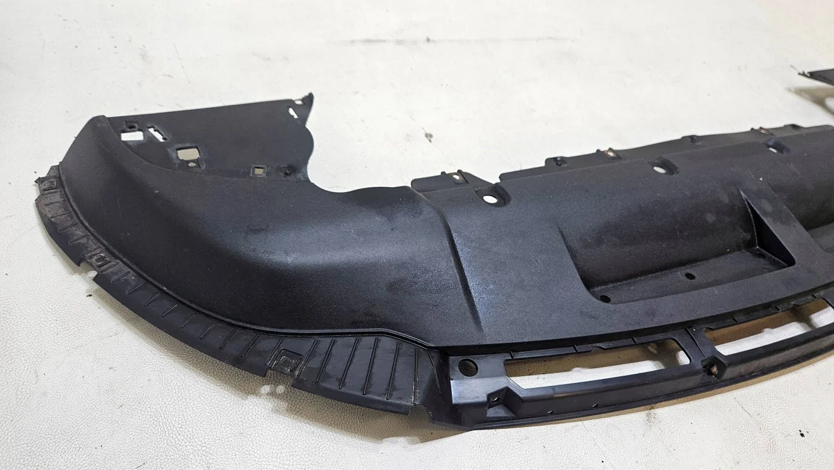 Plaque de protection avant Ford Kuga Mk3 image 3