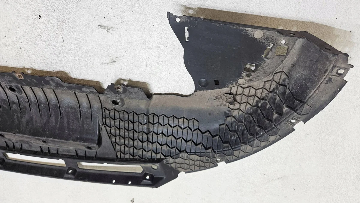 Plaque de protection avant Ford Kuga Mk3 image 7