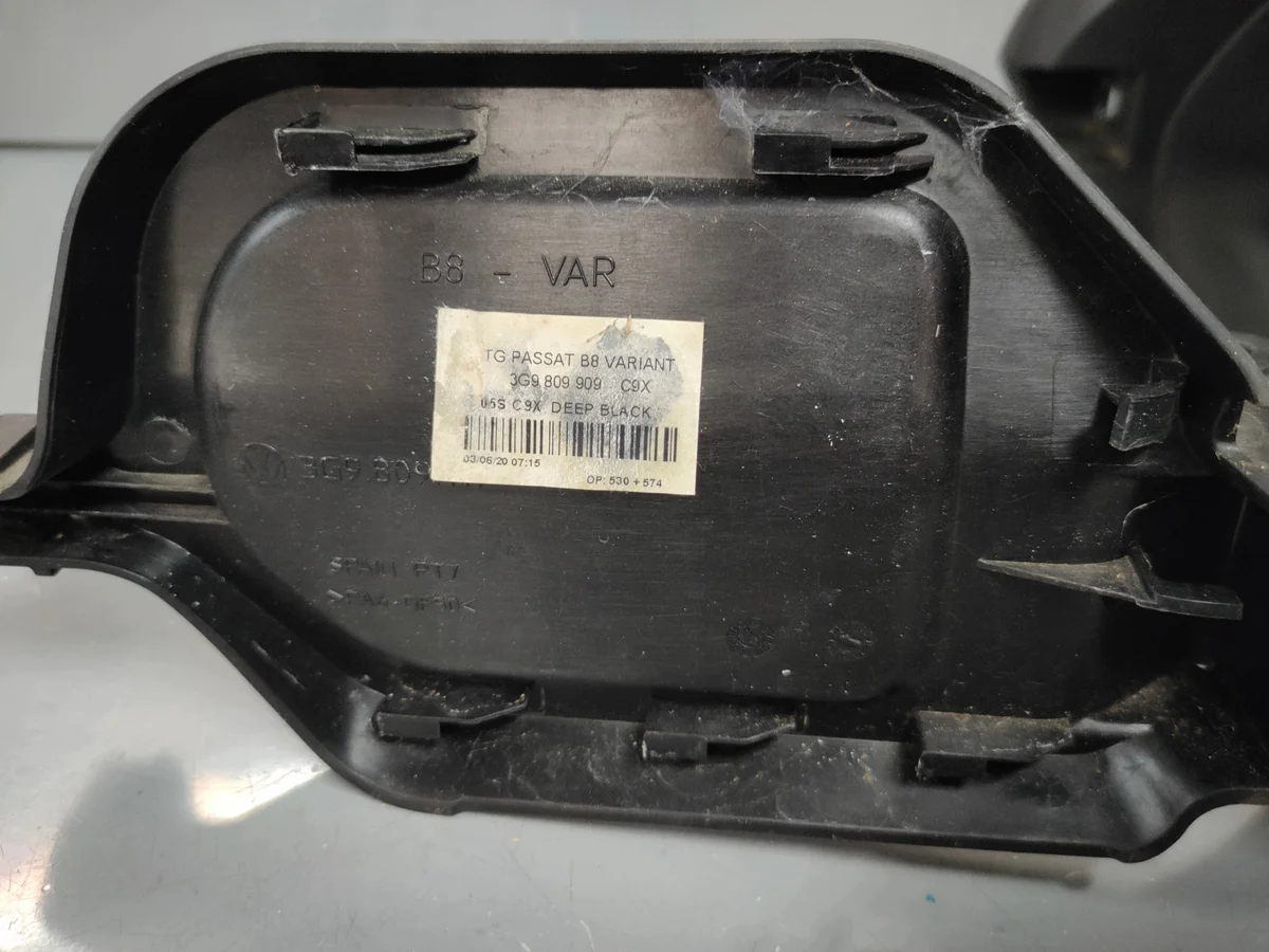Klappe Kraftstofftank VW Passat B8 Kombi LC9X image 9