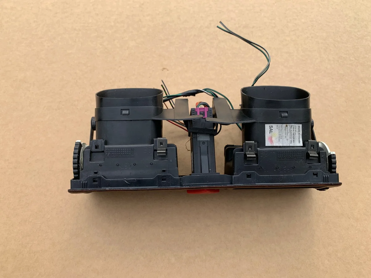 Mittelkonsole Lüftungsgitter Skoda Octavia I Gebraucht image 3