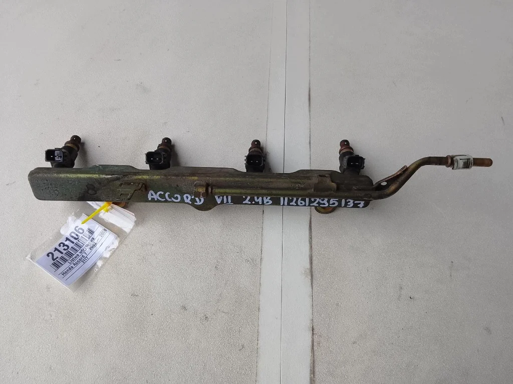 Brandstofinjectorrail Honda Accord 7 K-213106-12629537