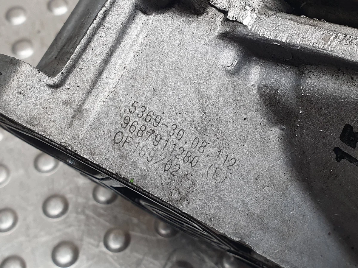 Ölfiltergehäuse Ford Focus Mk3 1.5 TDCI image 6