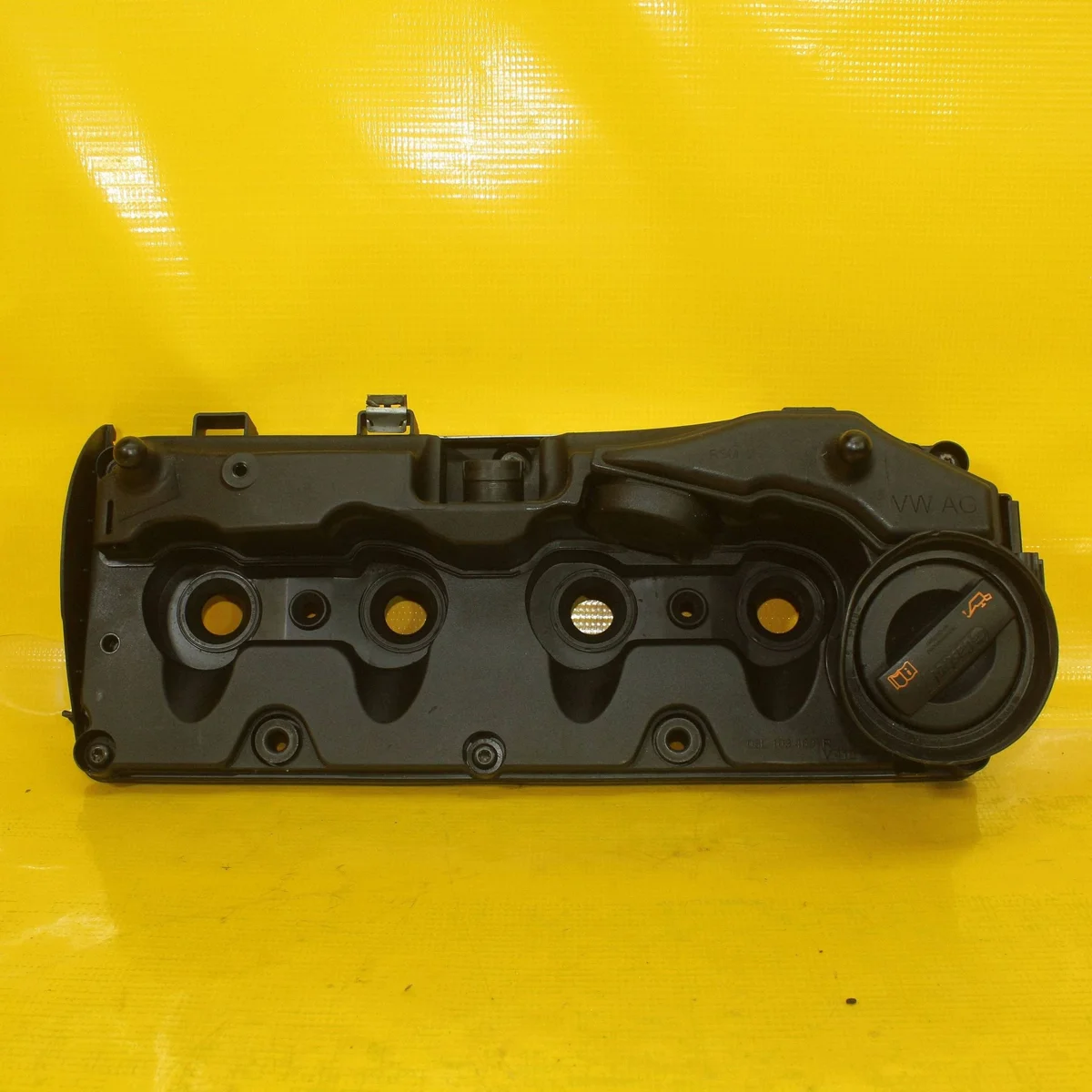 Venttiilikansi VW Golf VI 2.0 TDI image 9