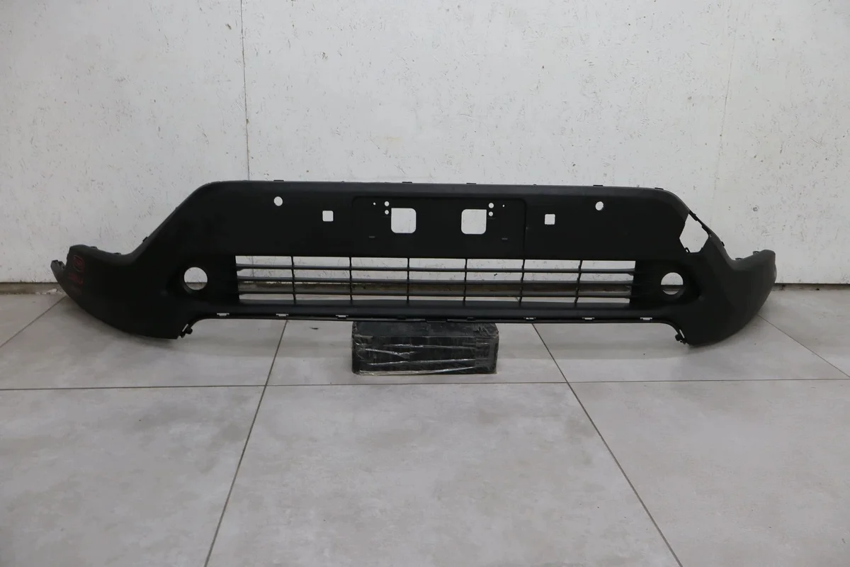 Voorbumper Toyota Corolla Cross Gebruikt