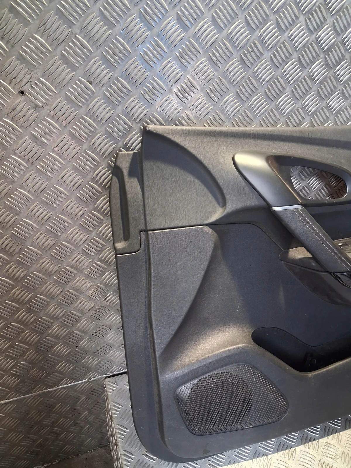 Dörrpanel höger fram Renault Kadjar 16R image 3