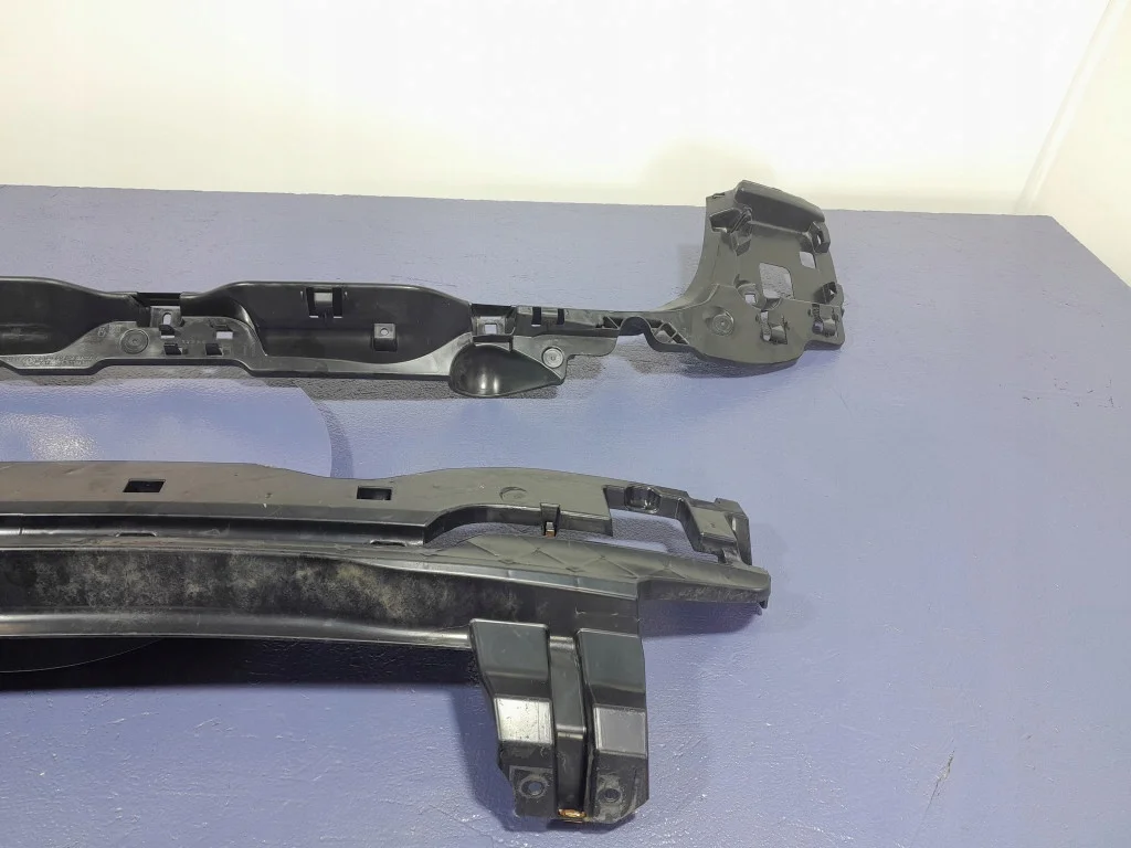 BMW 5 F10 F11 Halter Stoßstange Hinten image 3