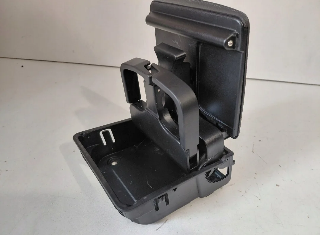 VW Golf VI Becherhalter hinten 1K0862532G image 3