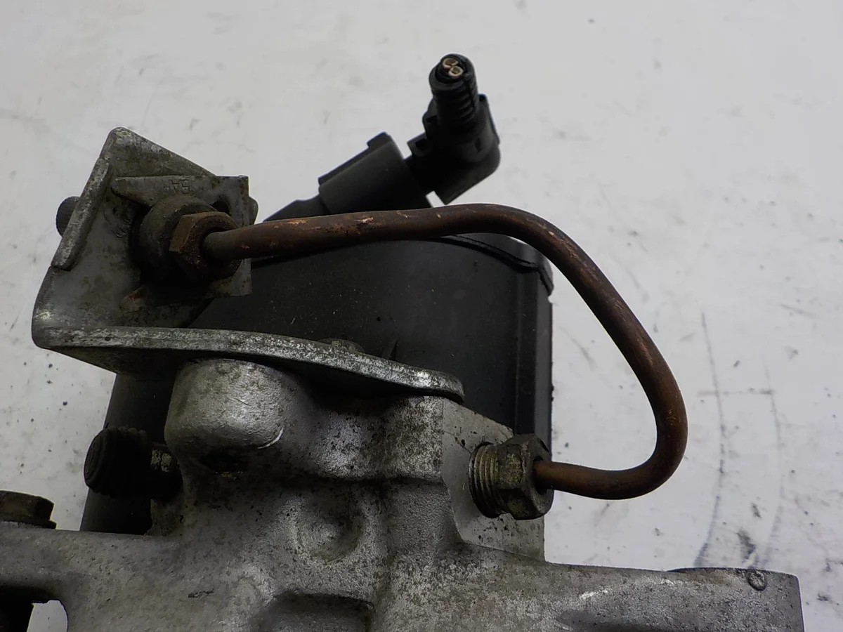 VW Passat B6 Bremssattel Rechts Hinten Elektrisch image 4