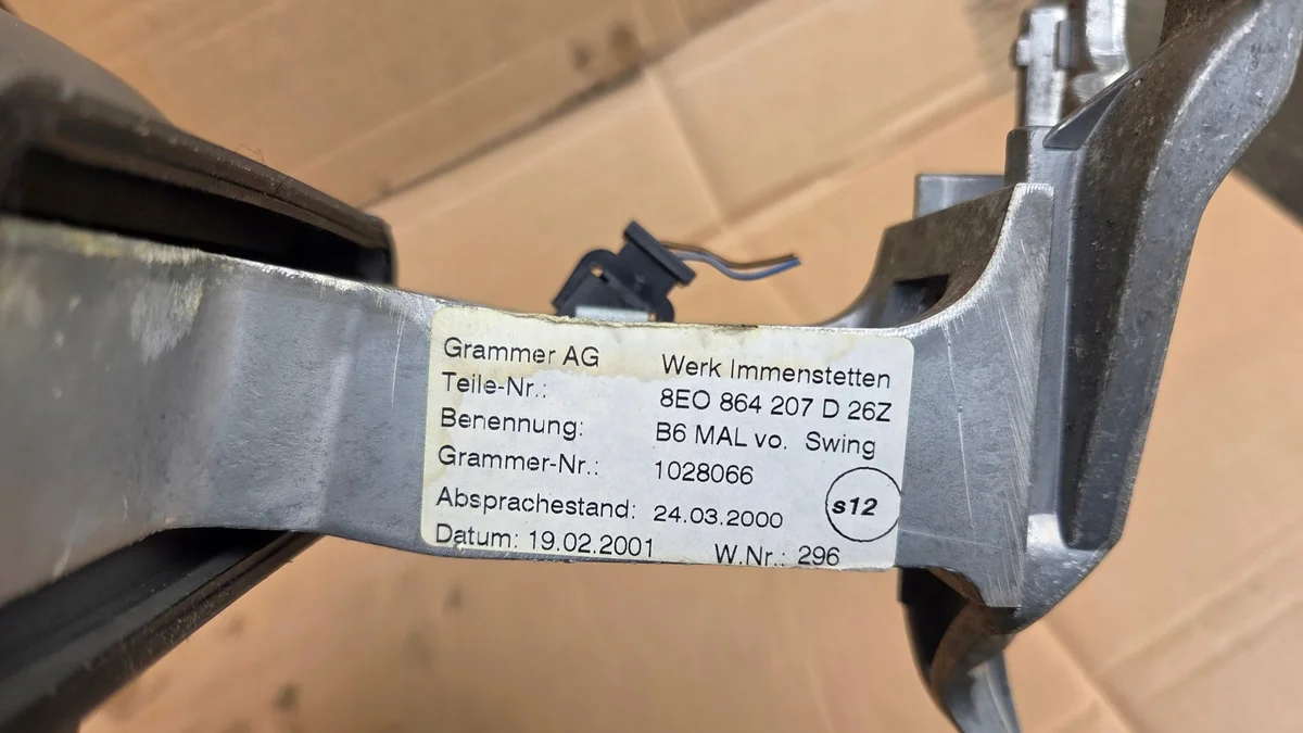 Audi A4 B6 B7 accoudoir avant 8E0864207D image 3