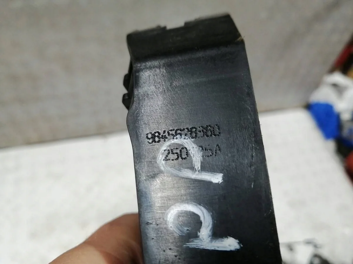 Citroen e-C3 dörrhandtag fram höger image 4