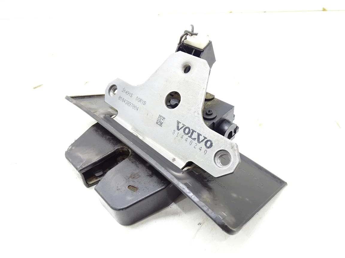 Serratura Bagagliaio Volvo V60 31440240