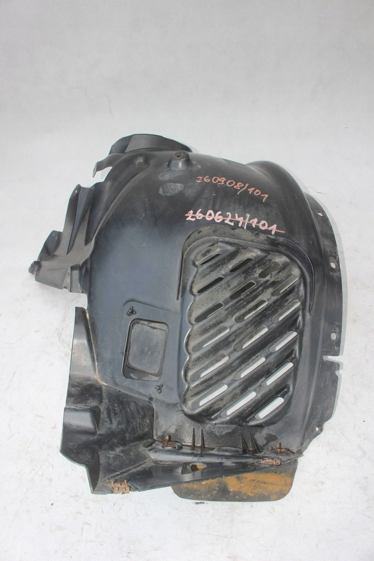 Radlauf vorne links BMW X3 F25 7213641