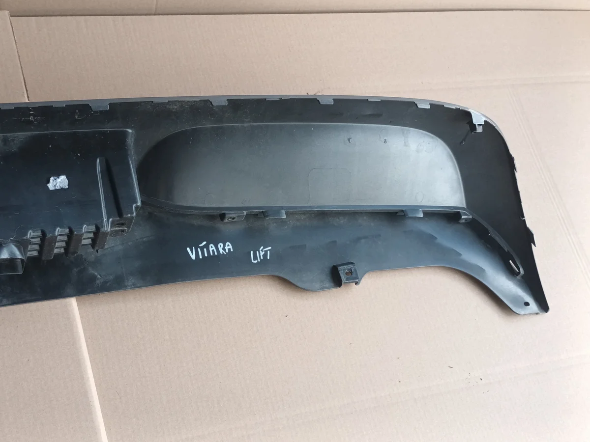 Suzuki Vitara III LIFT Spoiler Arrière image 5