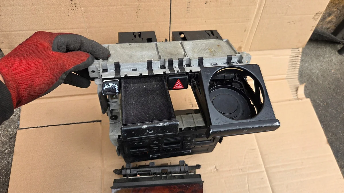Radioframe Audi OE 8E0858005F + Paneel image 6