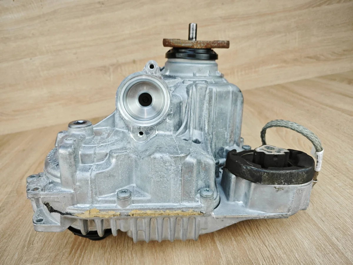 Reductor Caja Transfer BMW X5 G05 G06 G07 LCI image 4