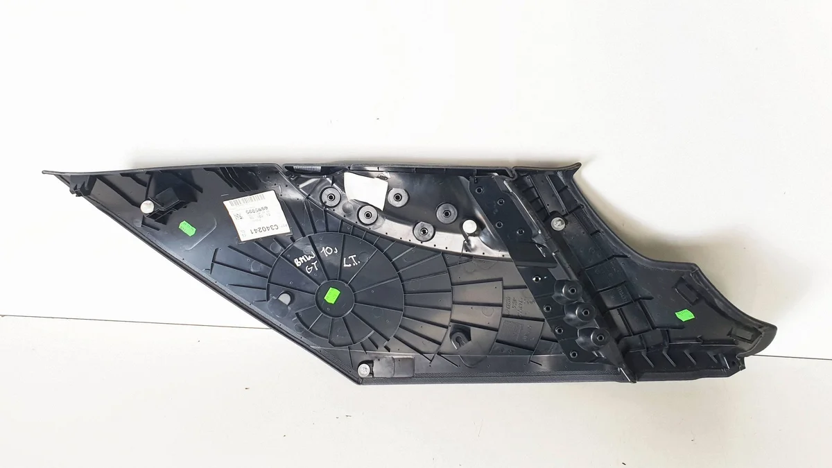 BMW 5 GT F07 Seitenverkleidung Kofferraum links image 3