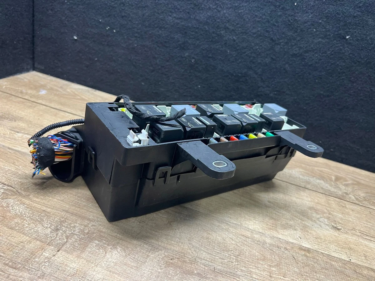 BSI-modul Jaguar F-Pace X761 HK8314A067FA image 4