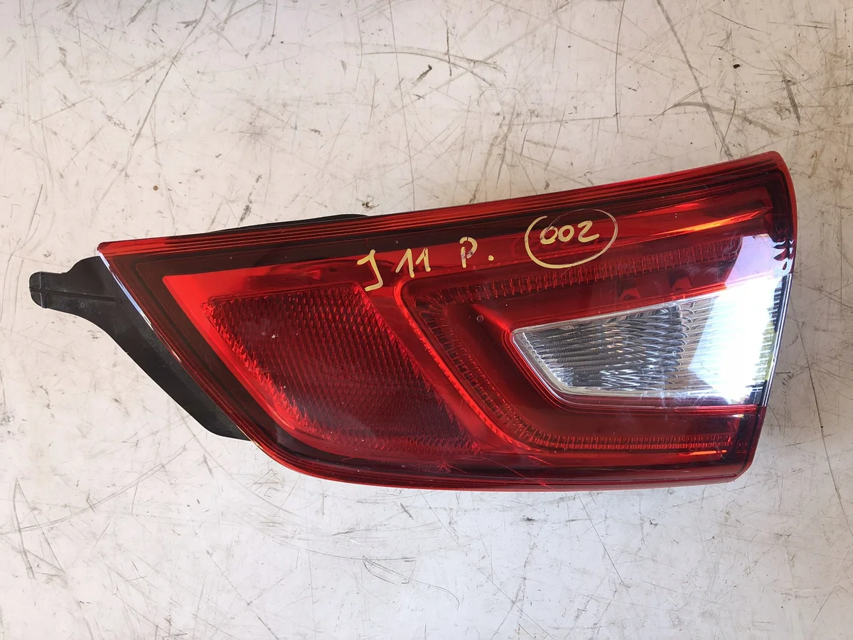 Nissan Qashqai J11 MK2 Lanterna Traseira Direita