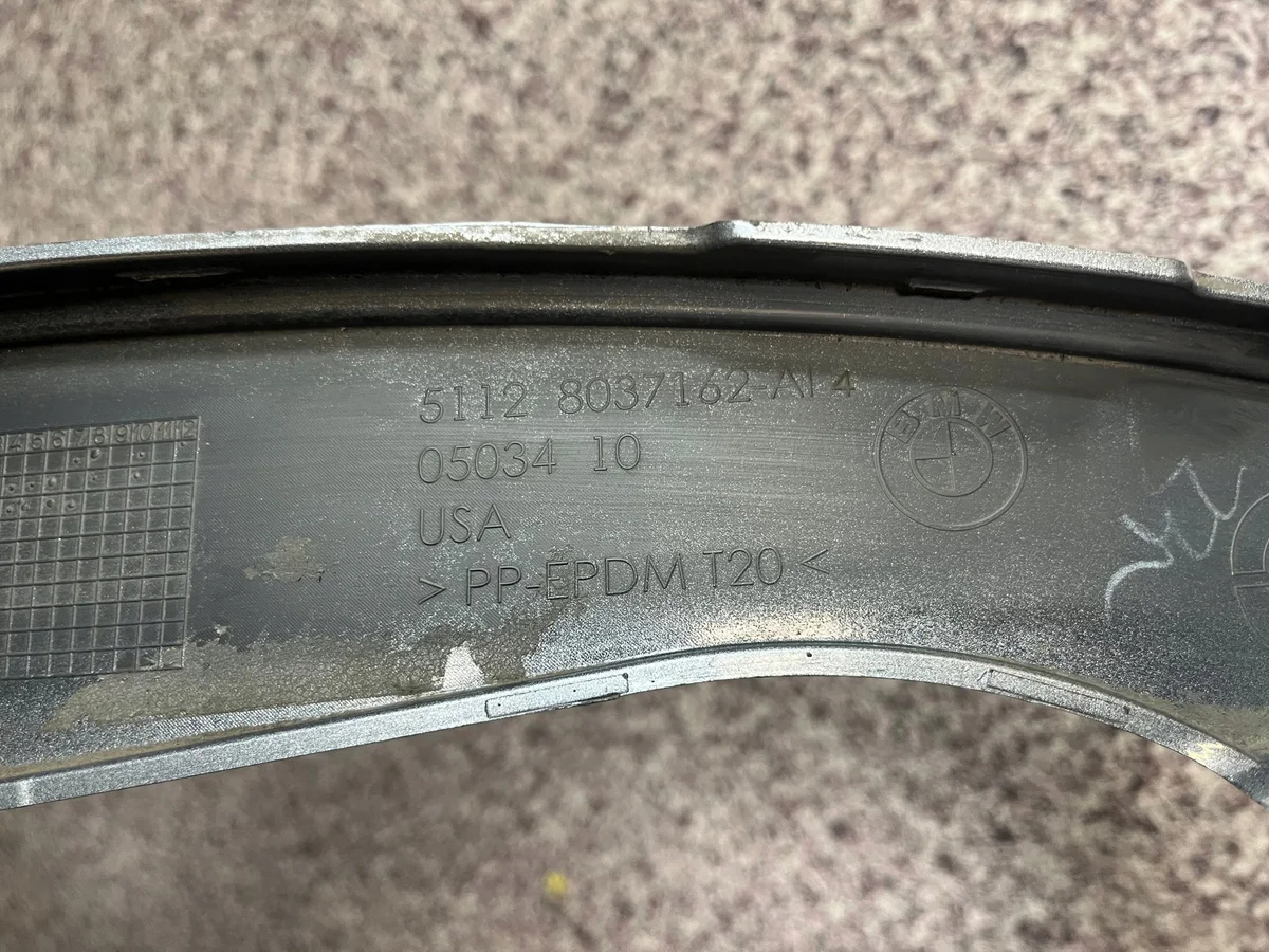 Schmutzfänger hinten rechts BMW X5 E70 M-Paket image 5